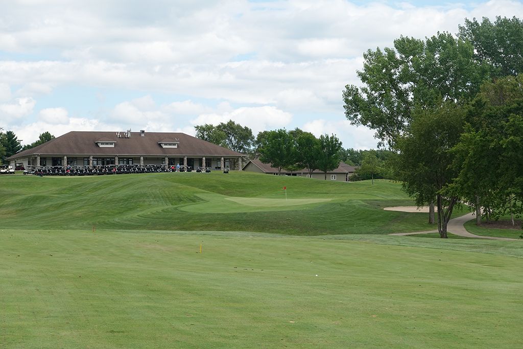 18th Hole at The Legacy Golf Club (611 Yard Par 4)